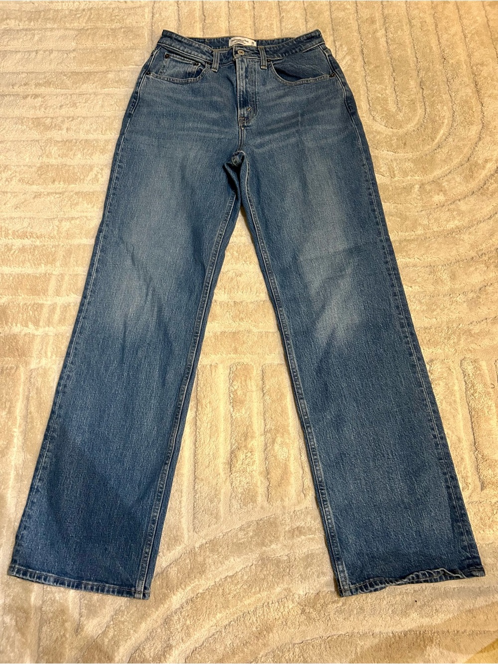 Abercrombie Curve Love 90s Baggy Jeans